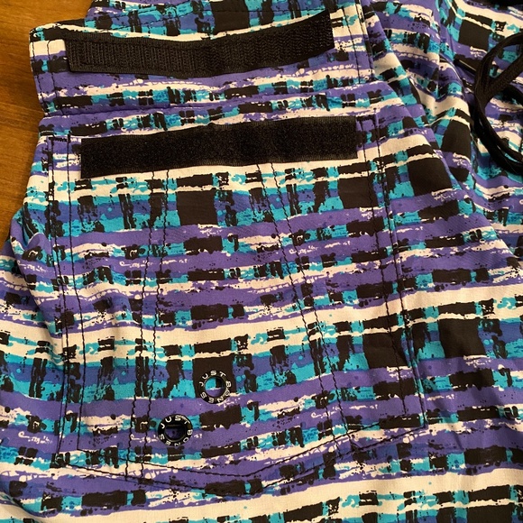 Board Shorts - Picture 5 of 9